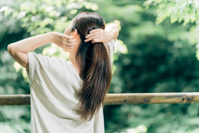 【宇野ナミコ】気になる髪のハリ・コシ低下と抜け毛には、毎日のシャンプーにひと工夫を！